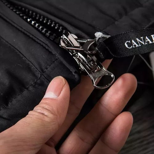 即刻開拍 兩色齊發(fā) 高密防水大鵝羽絨馬甲，功能性與工藝的完美結合